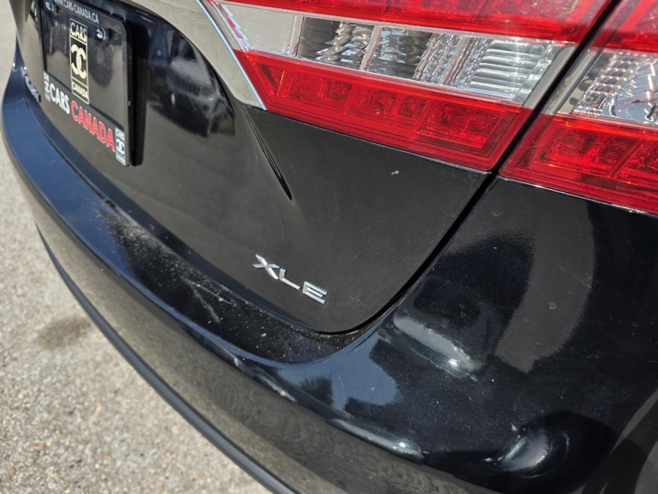 2013 Toyota Avalon XLE | LEATHER | BACK-UP CAMERA Photo