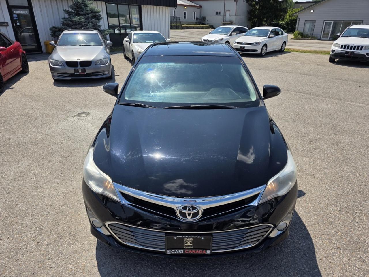 2013 Toyota Avalon XLE | LEATHER | BACK-UP CAMERA Photo
