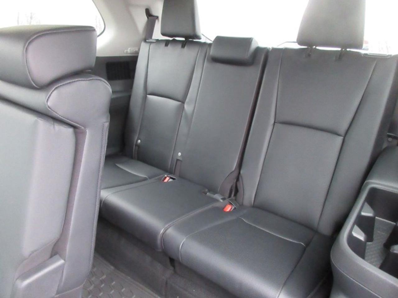 2024 Toyota Grand Highlander XLE AWD Photo