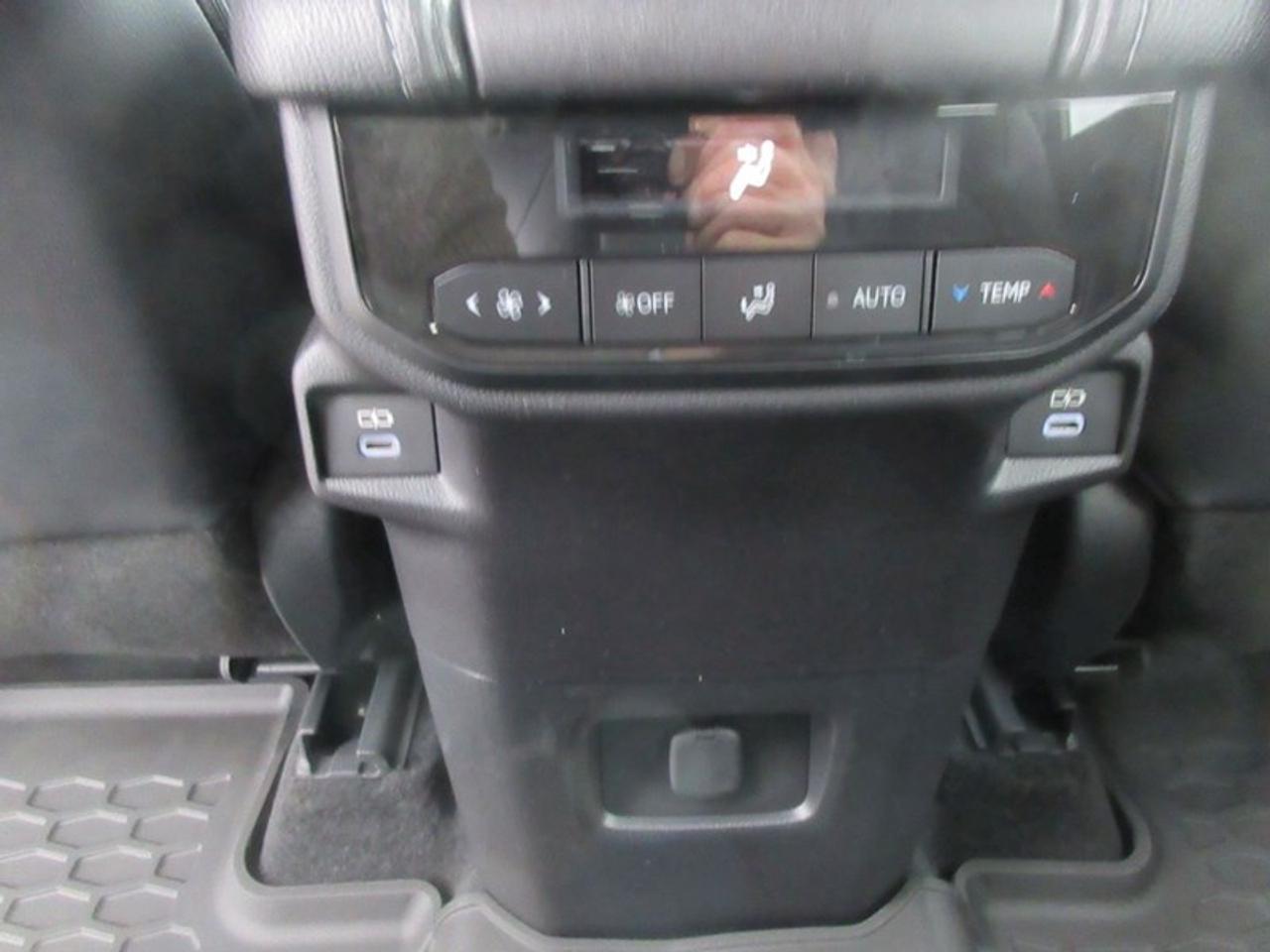 2024 Toyota Grand Highlander XLE AWD Photo