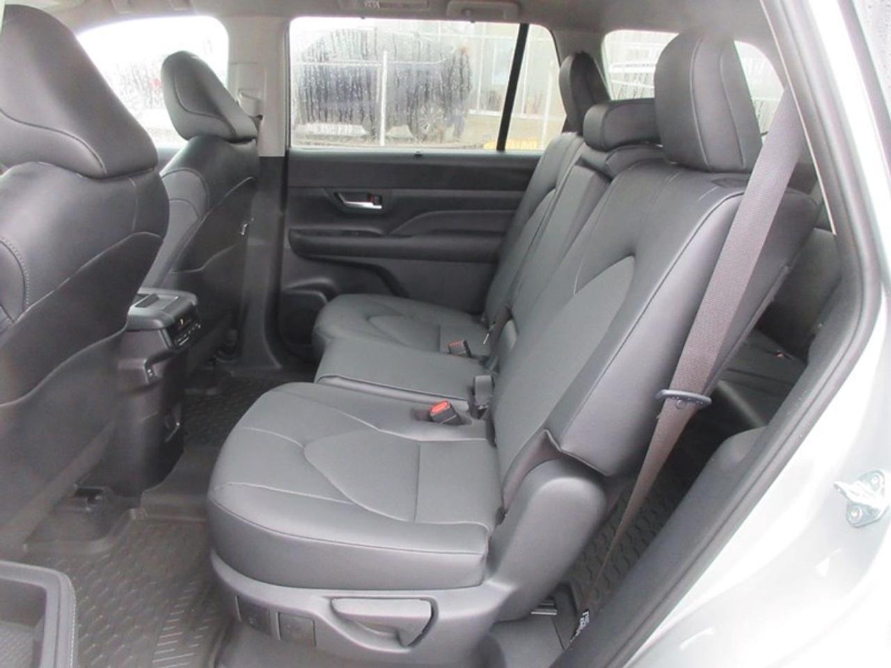 2024 Toyota Grand Highlander XLE AWD Photo