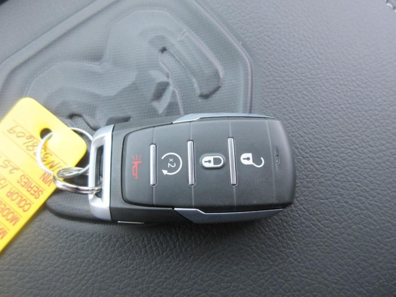 2022 RAM 1500 Sport Crew Cab Photo