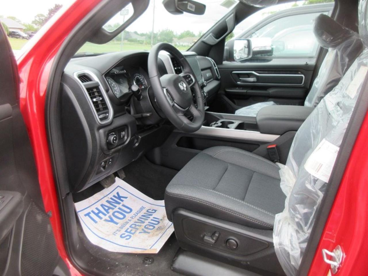 2022 RAM 1500 Crew Cab Big Horn 4X4 Photo