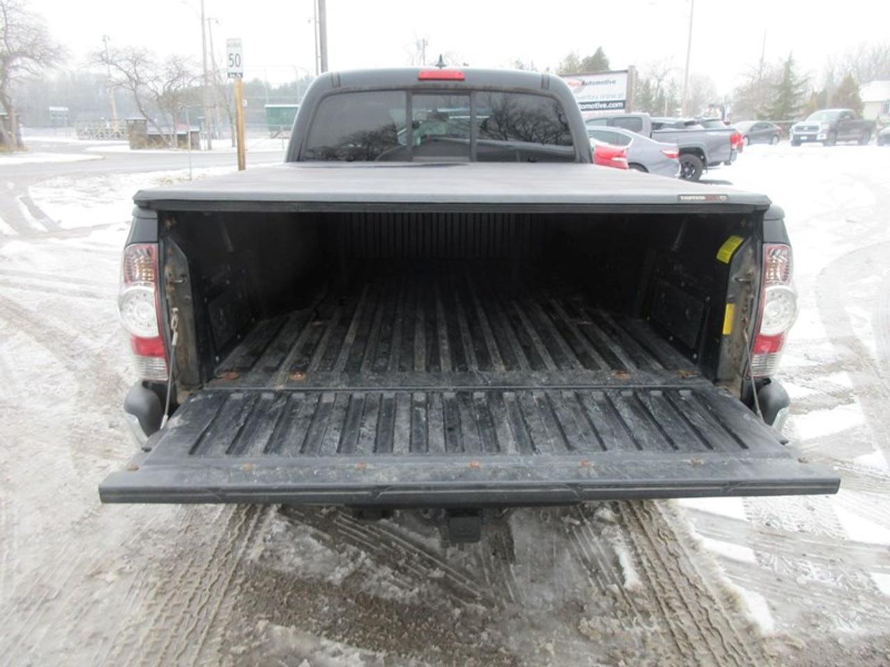 2012 Toyota Tacoma SR5 4WD Photo