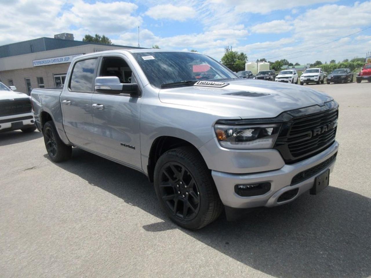 2022 RAM 1500 Sport Crew Cab Photo3