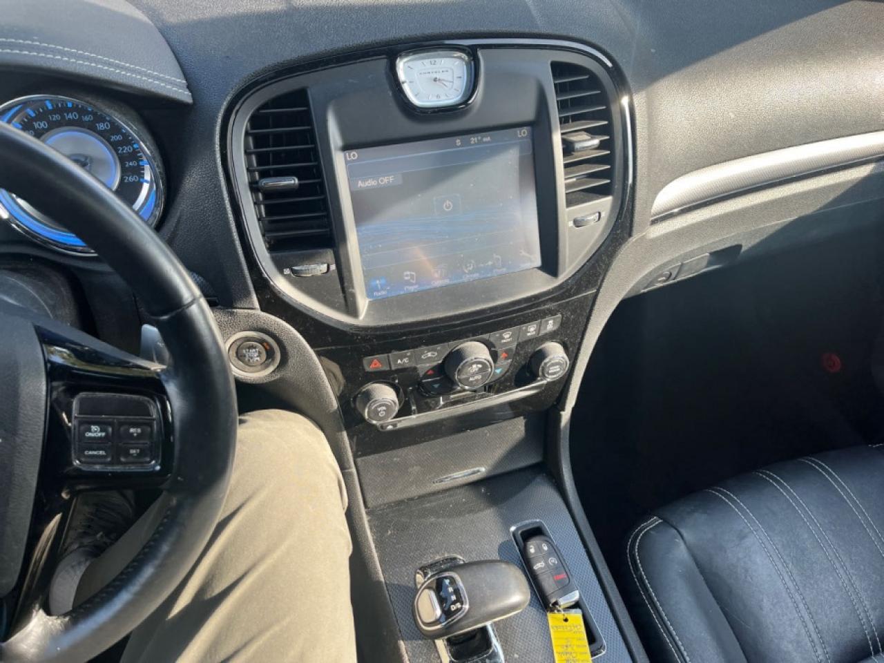 2012 Chrysler 300 **CERTIFIED**  S Photo