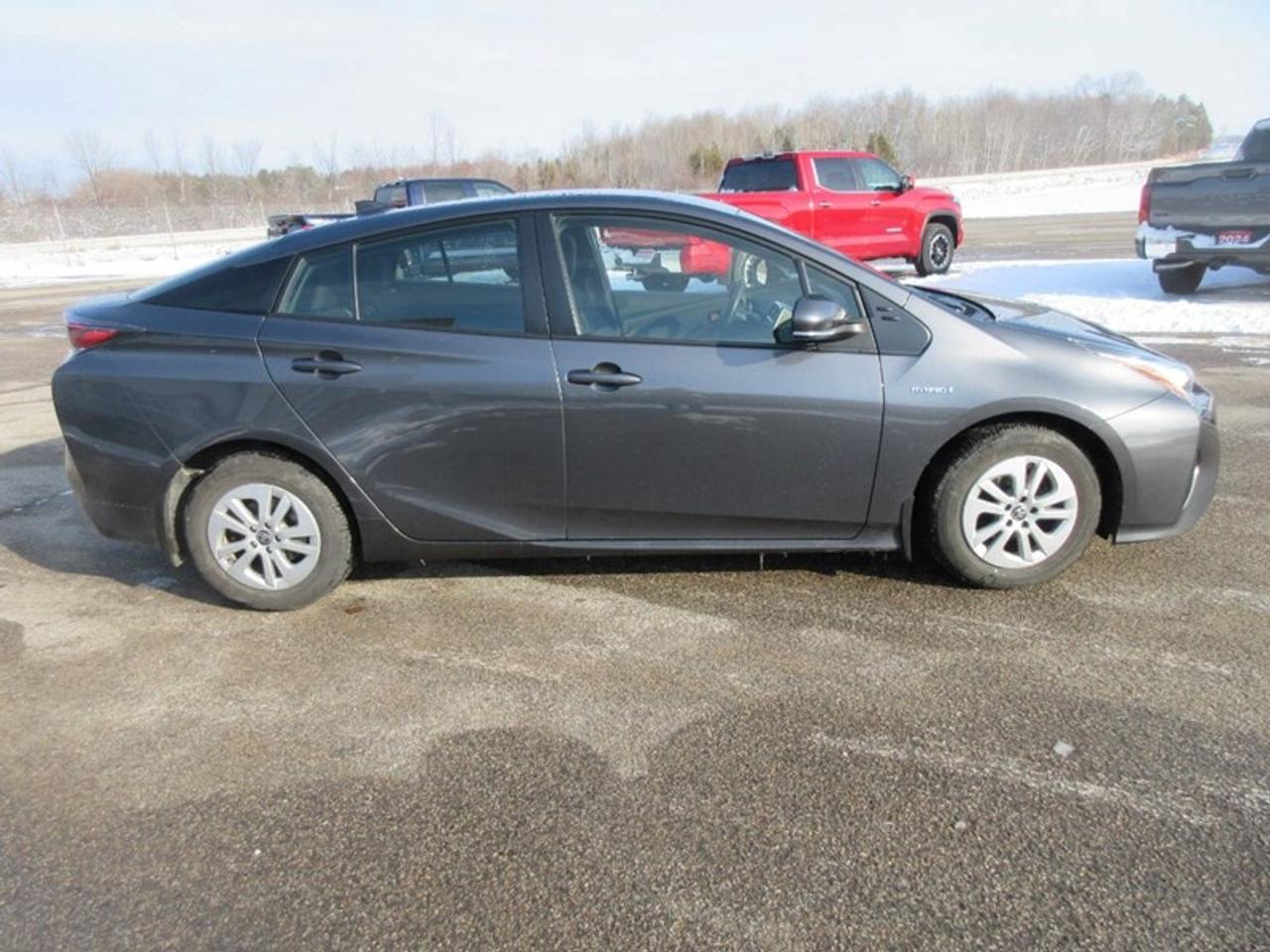 2017 Toyota Prius Two Photo