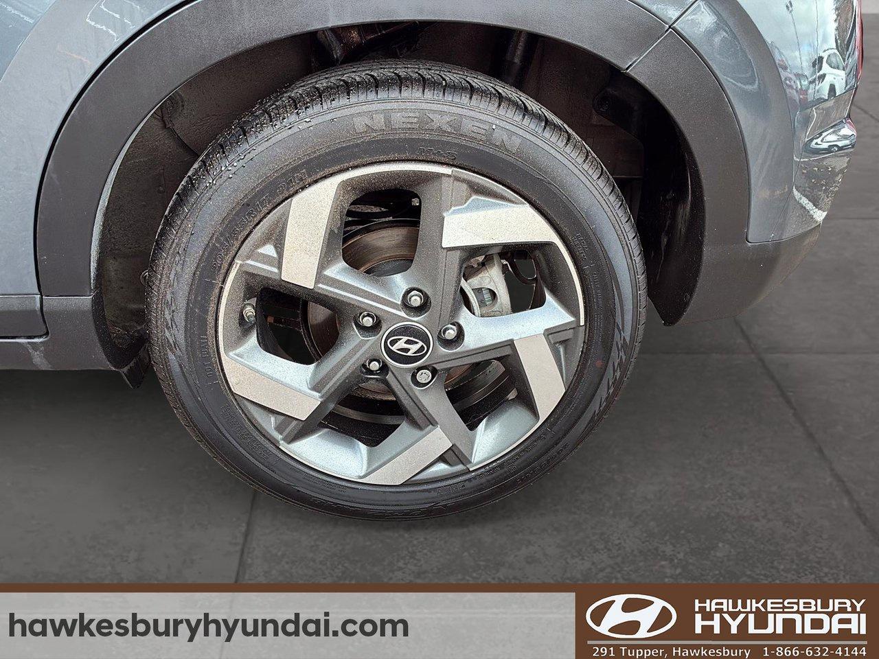 2025 Hyundai Venue Ultimate Photo