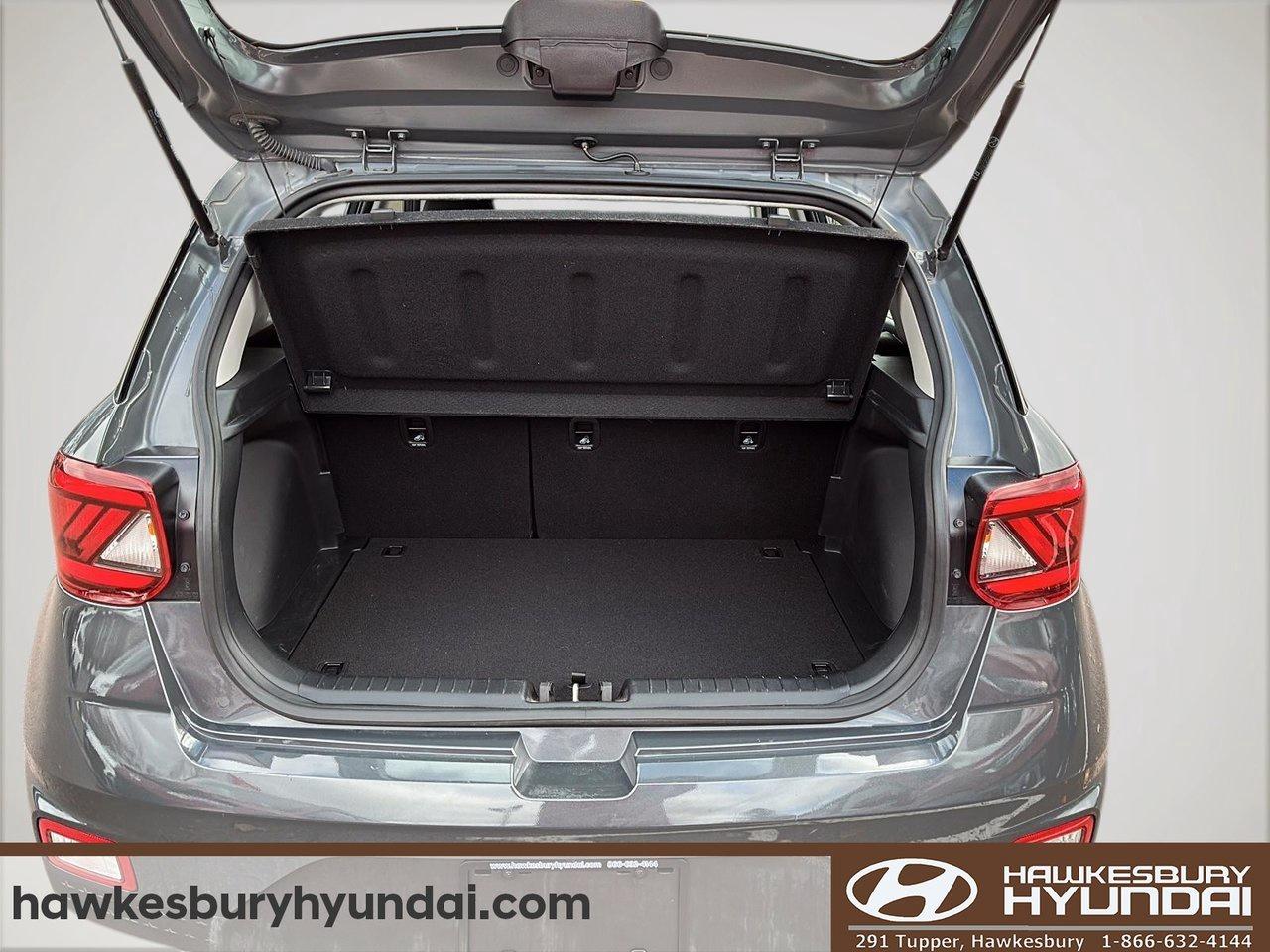 2025 Hyundai Venue Ultimate Photo