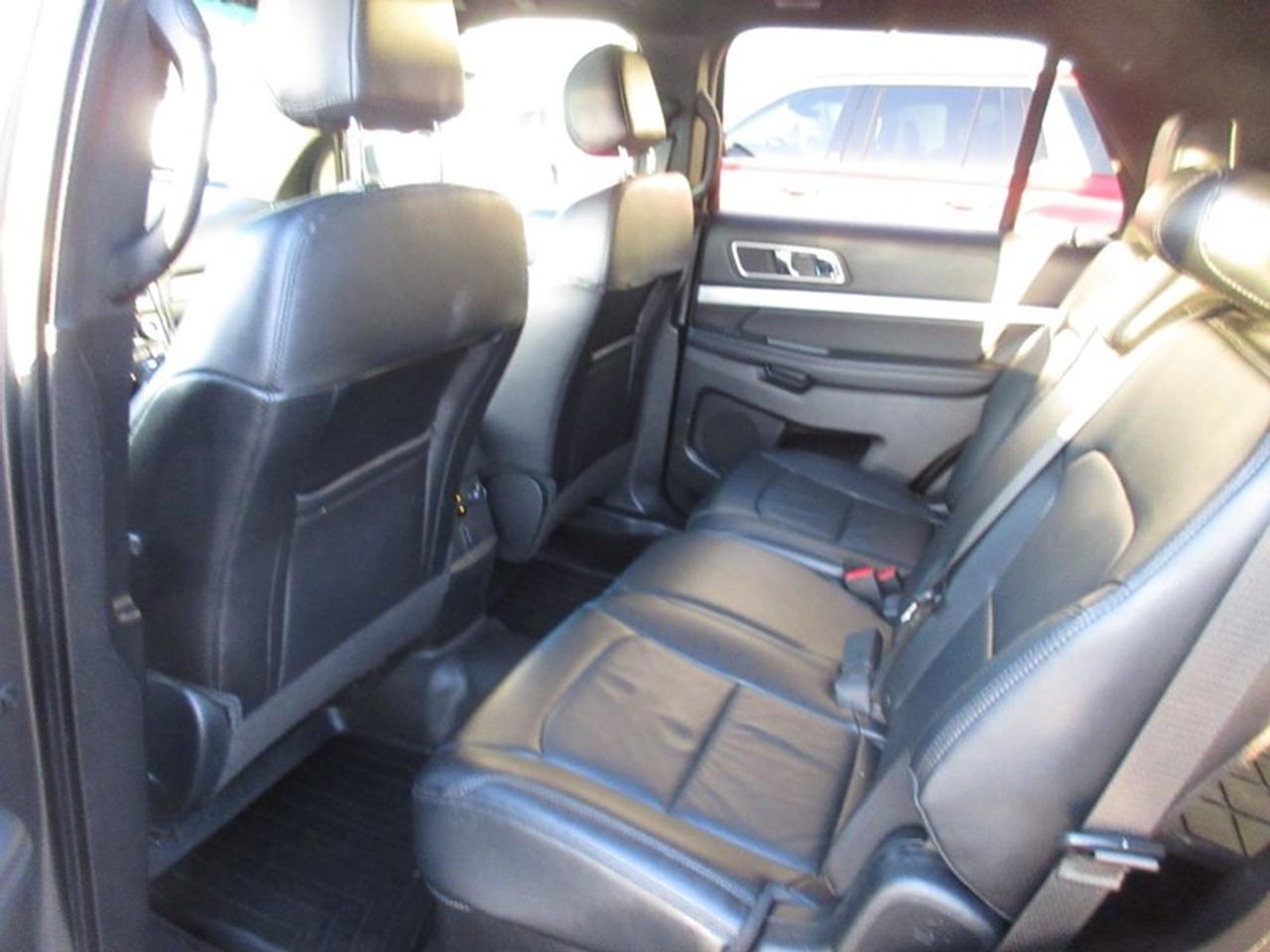 2016 Ford Explorer XLT Photo