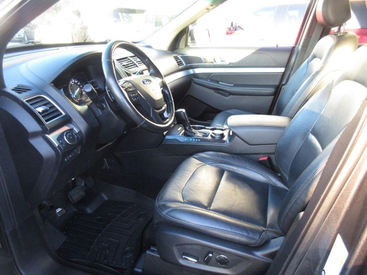 2016 Ford Explorer XLT Photo