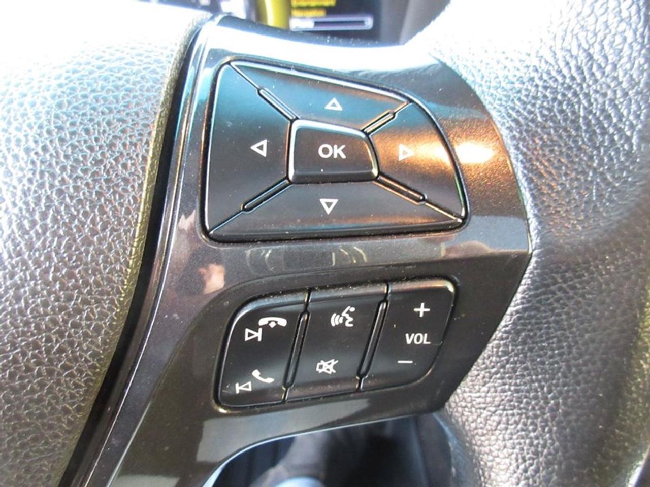 2016 Ford Explorer XLT Photo