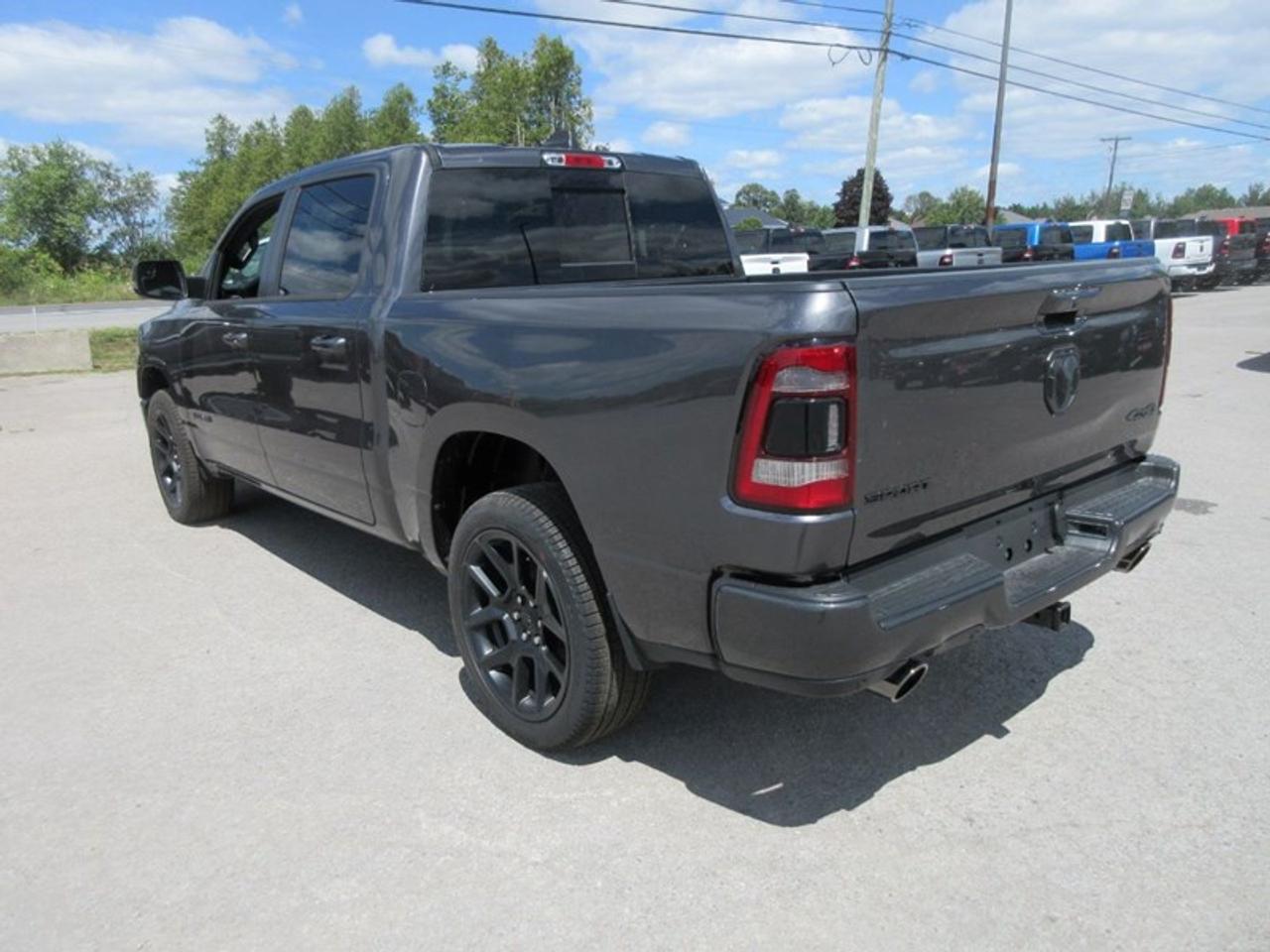 2022 RAM 1500 Sport Crew Cab Photo