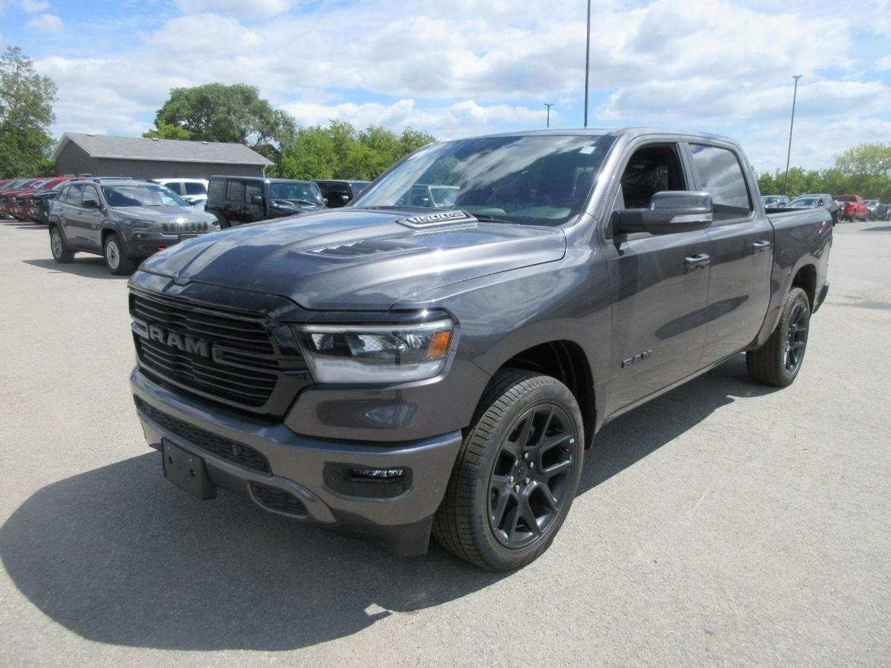 2022 RAM 1500 Sport Crew Cab Photo0