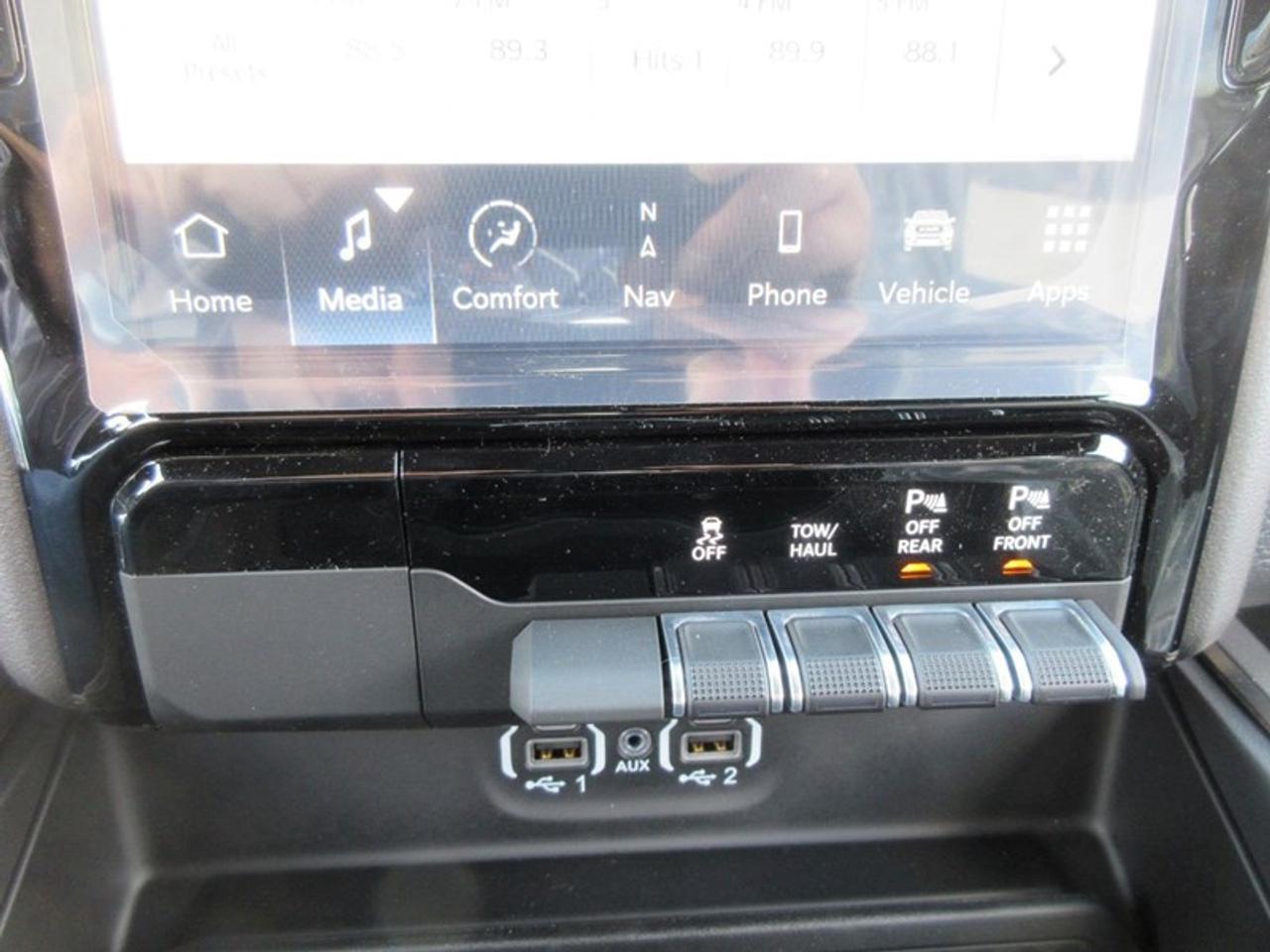 2022 RAM 1500 Sport Crew Cab Photo