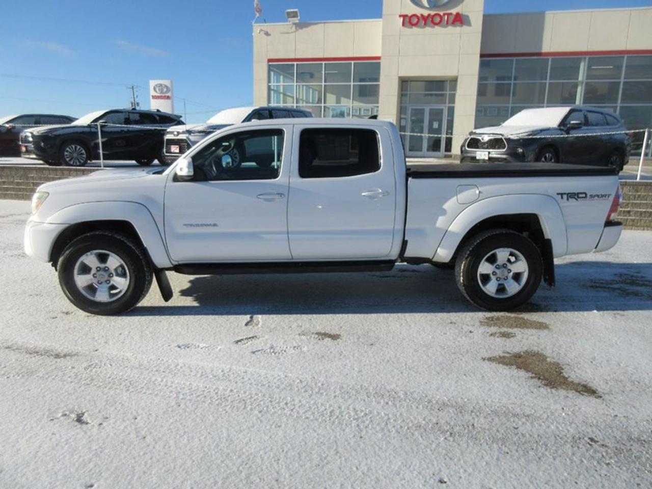 2014 Toyota Tacoma Double Cab V6 Photo1
