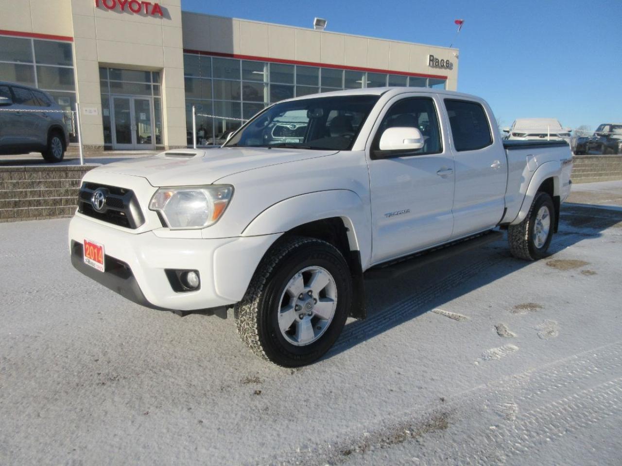 2014 Toyota Tacoma Double Cab V6 Photo