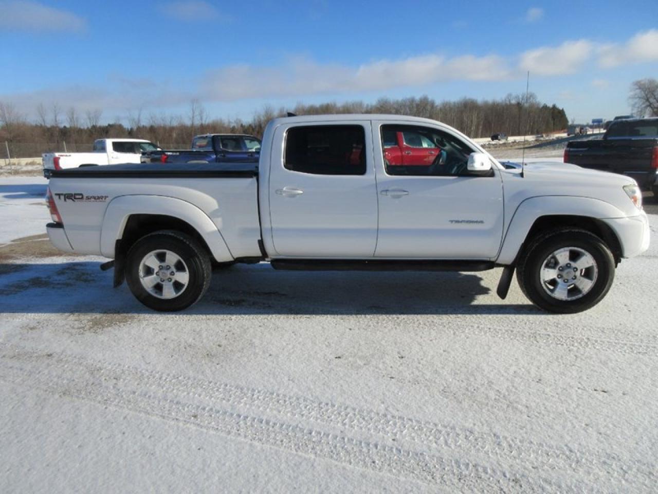 2014 Toyota Tacoma Double Cab V6 Photo