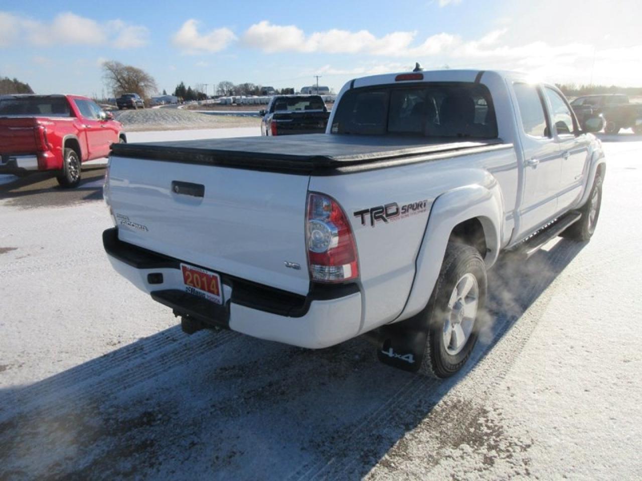 2014 Toyota Tacoma Double Cab V6 Photo