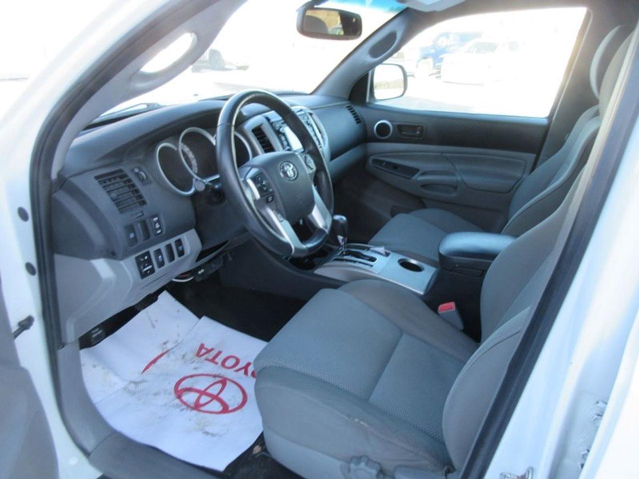 2014 Toyota Tacoma Double Cab V6 Photo