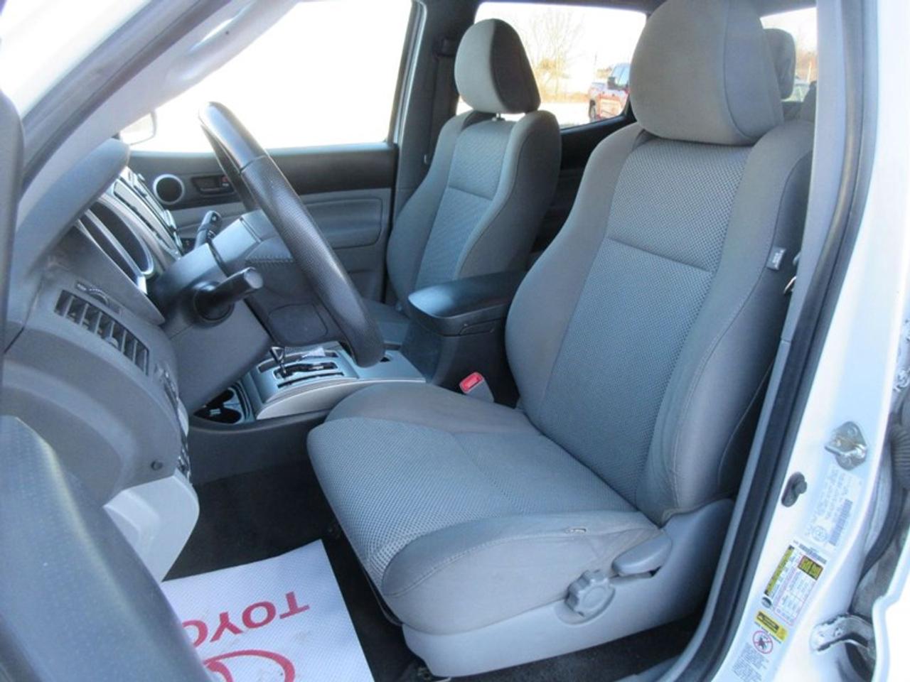 2014 Toyota Tacoma Double Cab V6 Photo