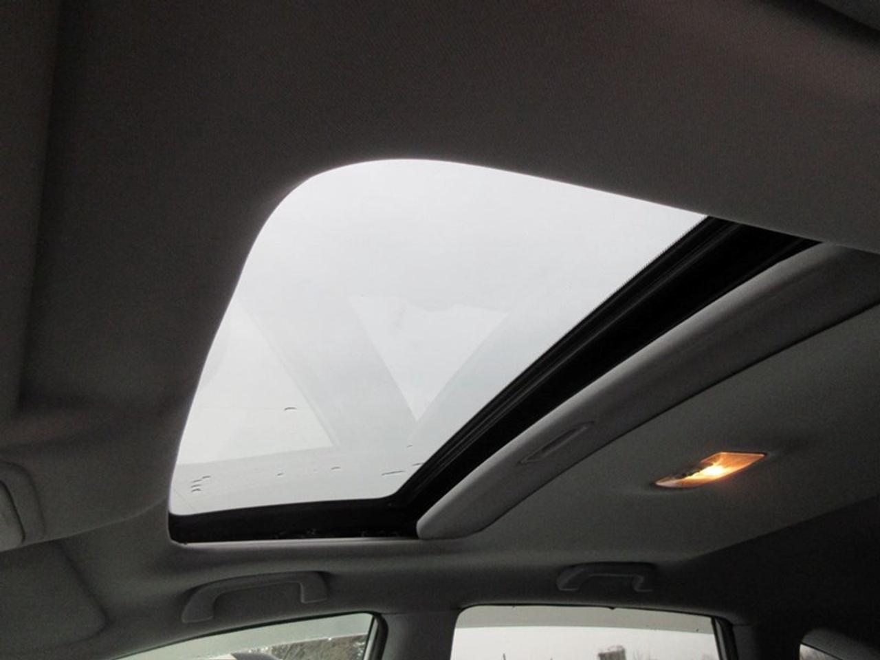 2011 Honda CR-V EX-L w/Navigation Photo