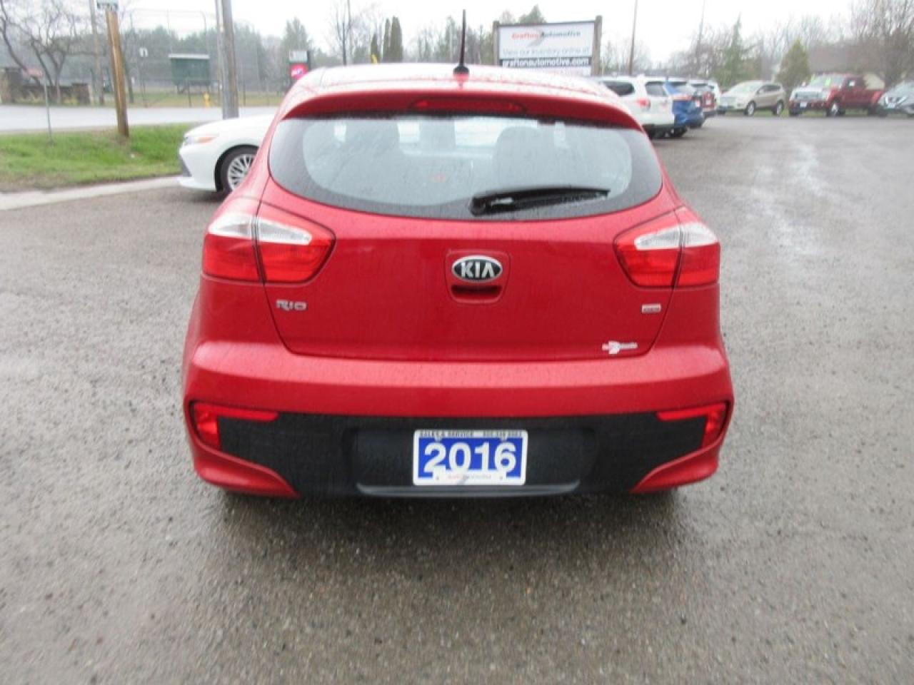 2016 Kia Rio5 Hatchback Photo