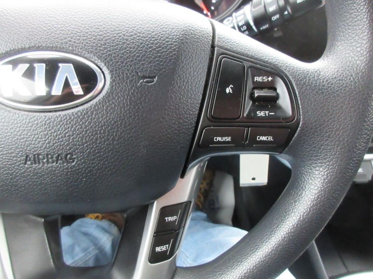 2016 Kia Rio5 Hatchback Photo