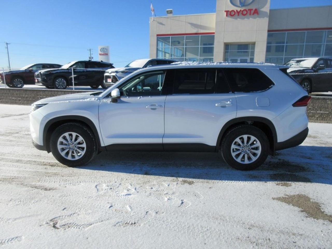 2024 Toyota Grand Highlander XLE AWD Photo1