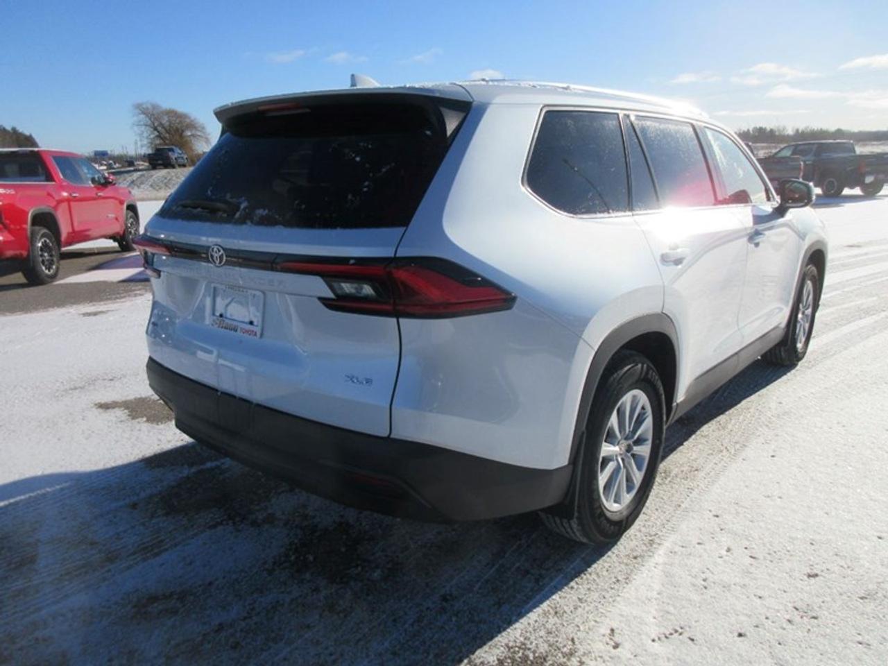 2024 Toyota Grand Highlander XLE AWD Photo