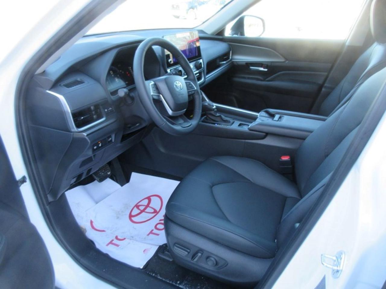 2024 Toyota Grand Highlander XLE AWD Photo