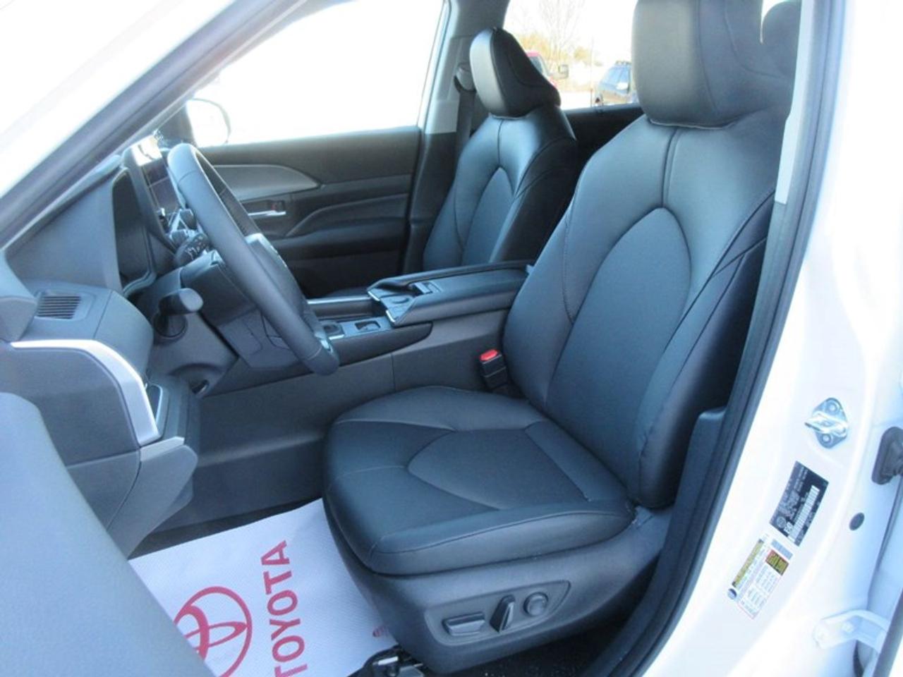 2024 Toyota Grand Highlander XLE AWD Photo