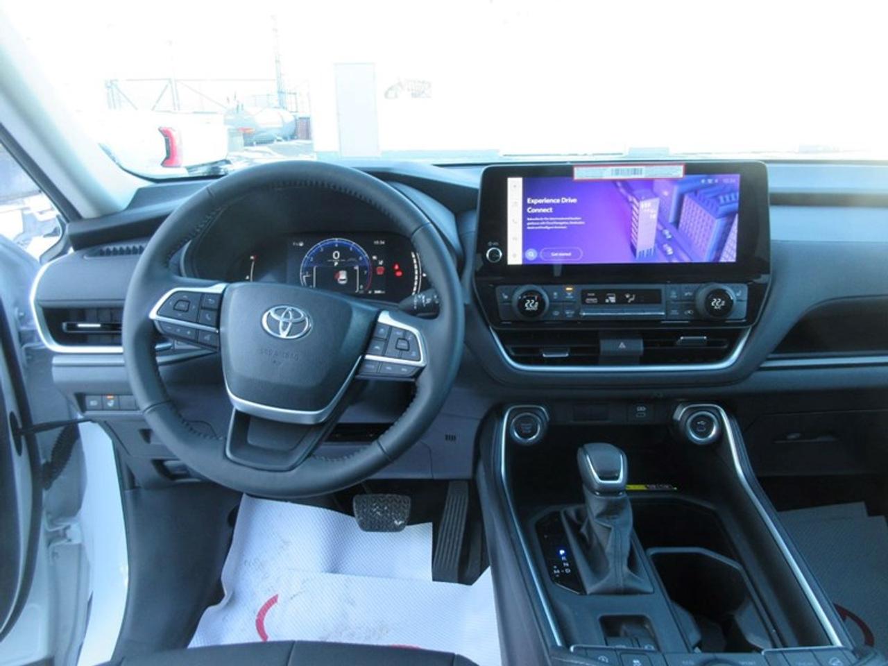 2024 Toyota Grand Highlander XLE AWD Photo