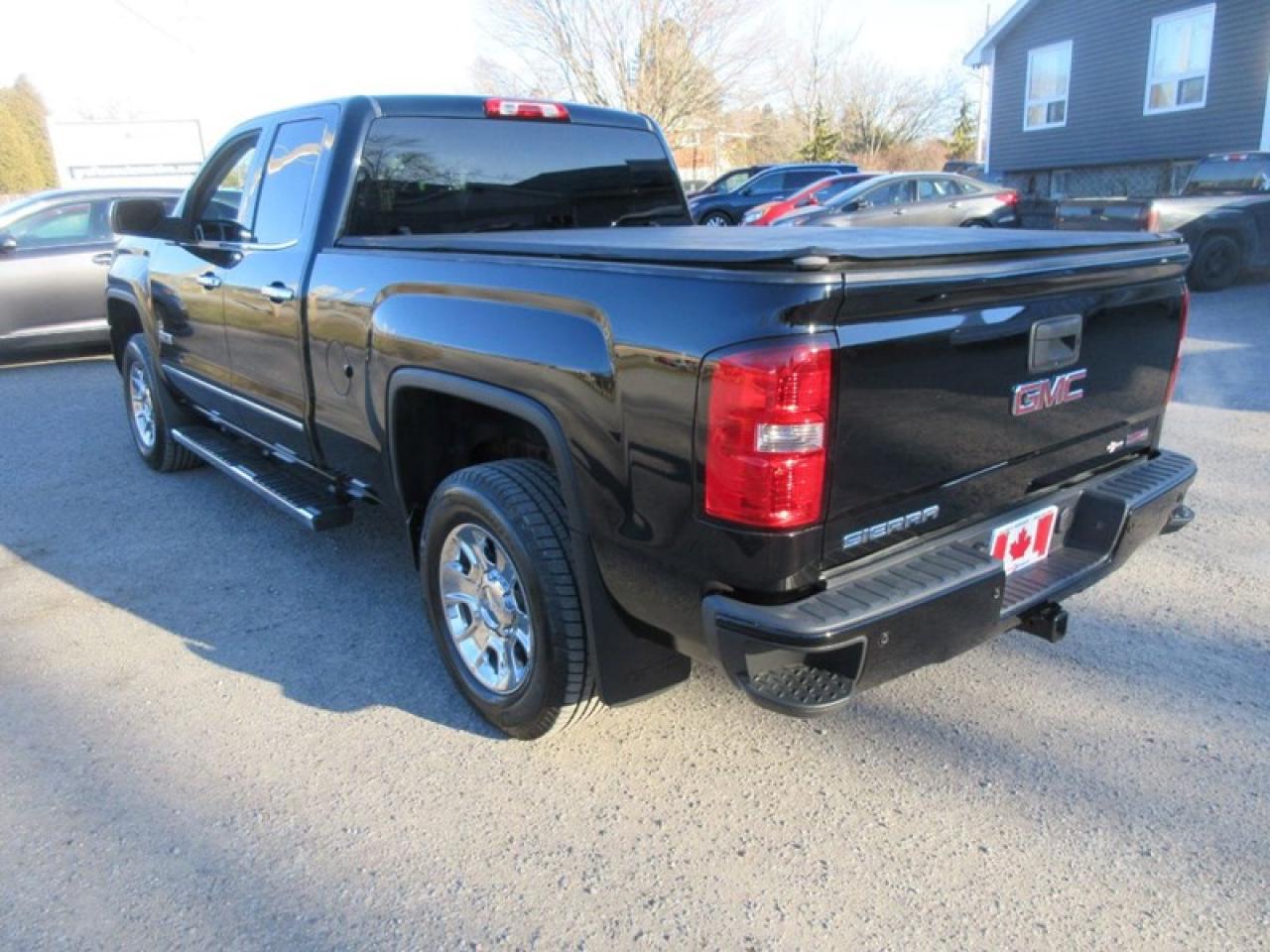 2014 GMC Sierra 1500 SLT  4X4 Photo
