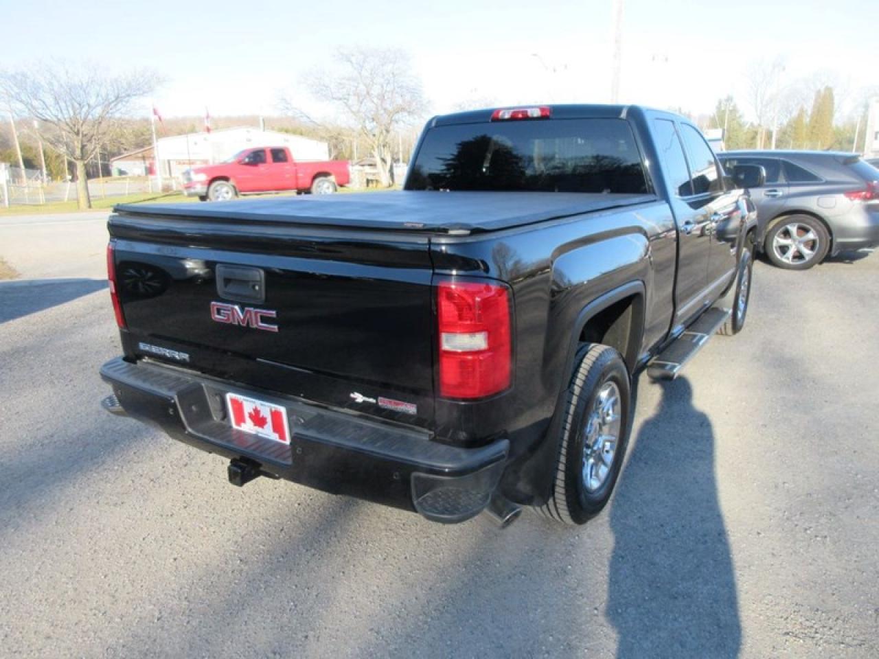 2014 GMC Sierra 1500 SLT  4X4 Photo