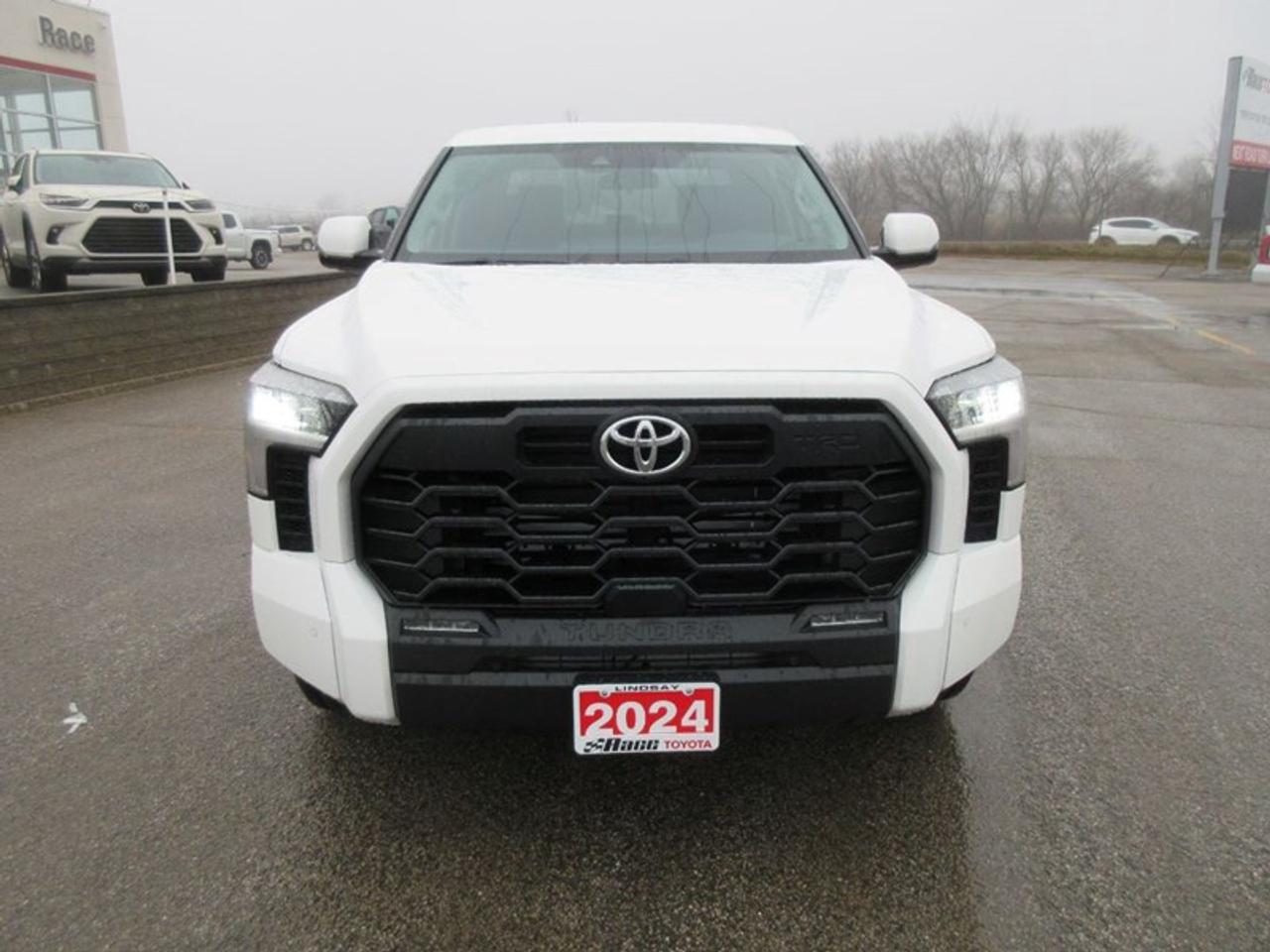 2024 Toyota Tundra SR Crew Max Photo