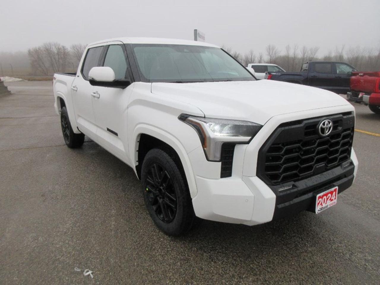 2024 Toyota Tundra SR Crew Max Photo