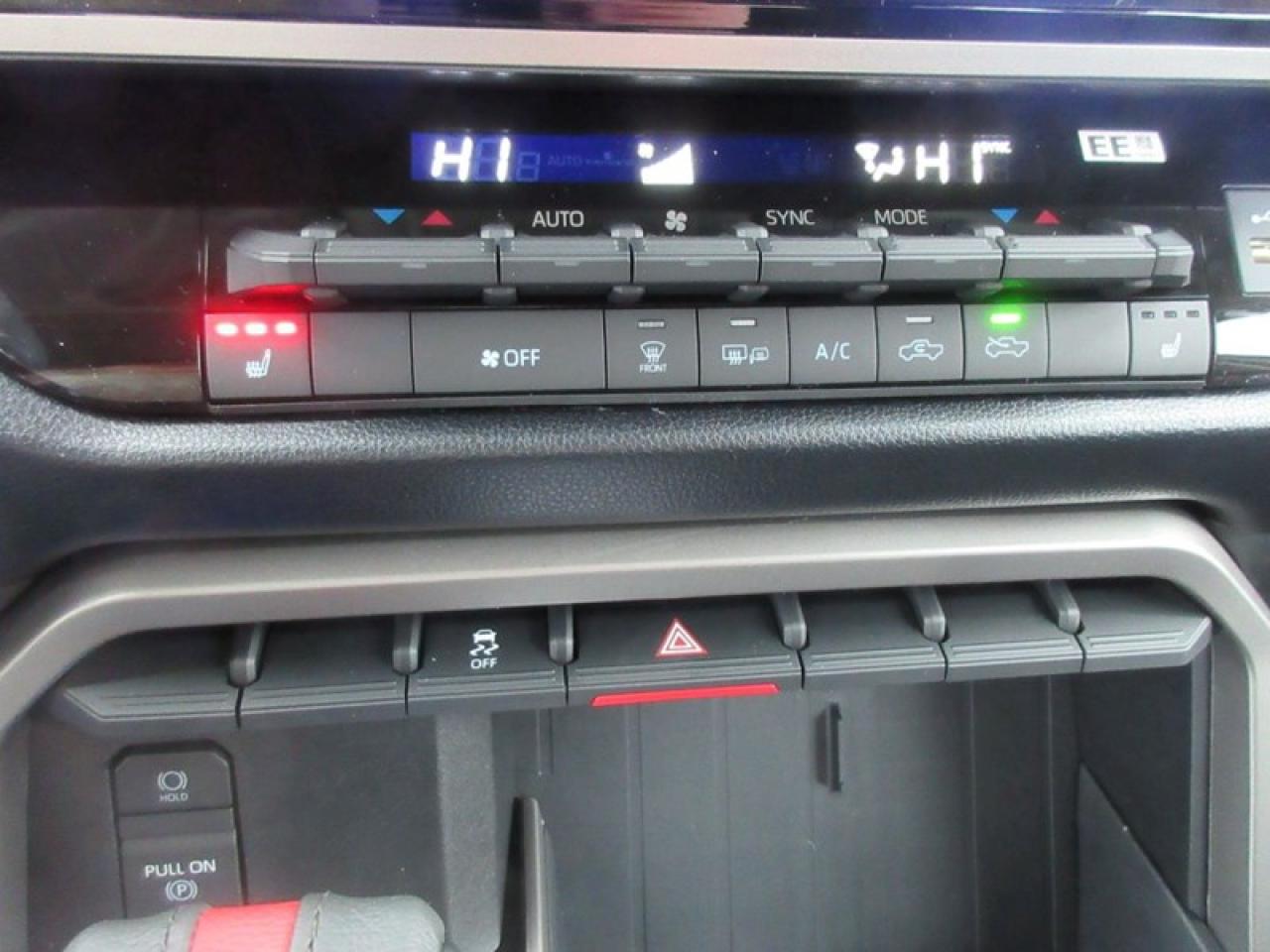 2024 Toyota Tundra SR Crew Max Photo