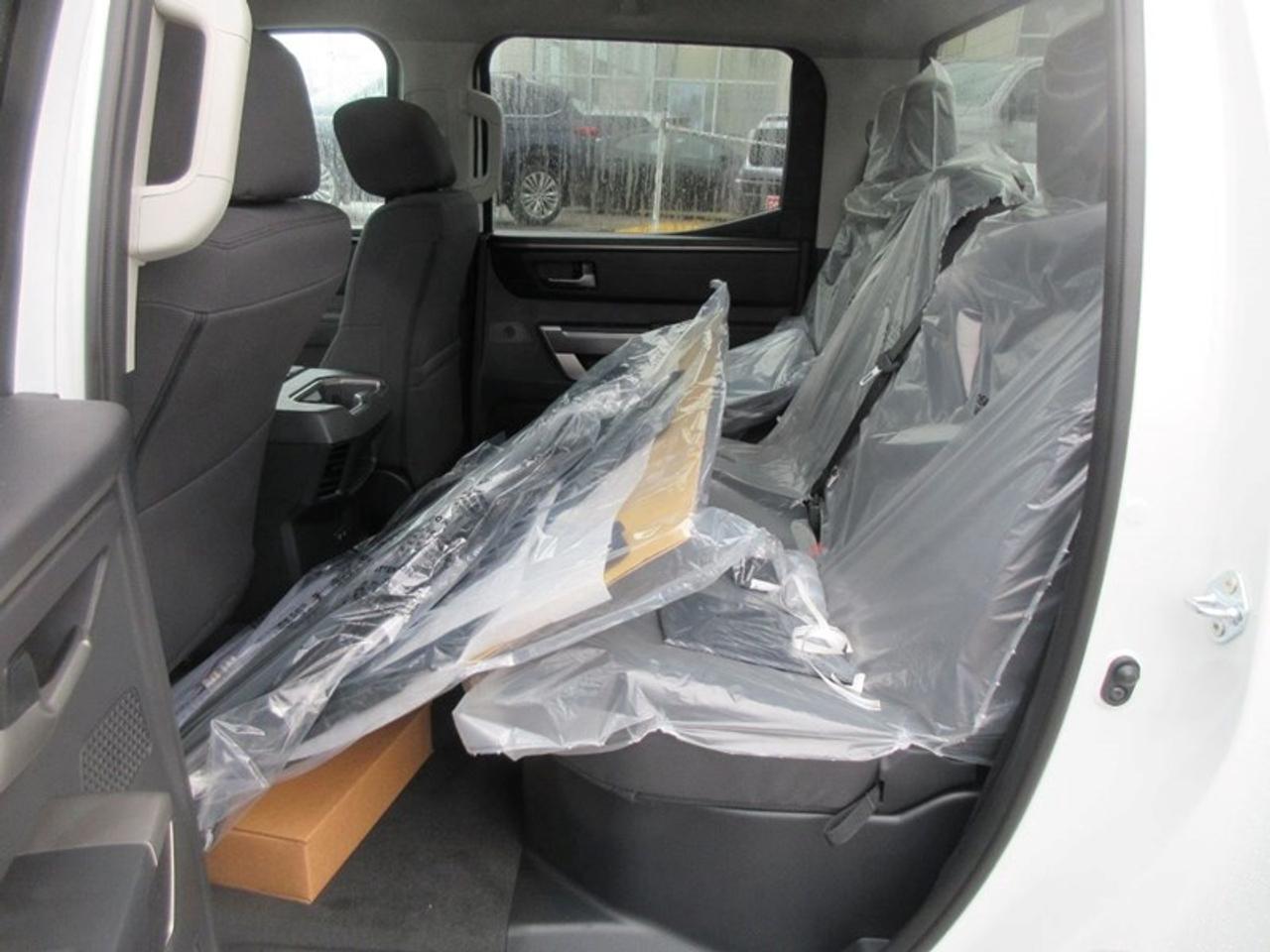 2024 Toyota Tundra SR Crew Max Photo