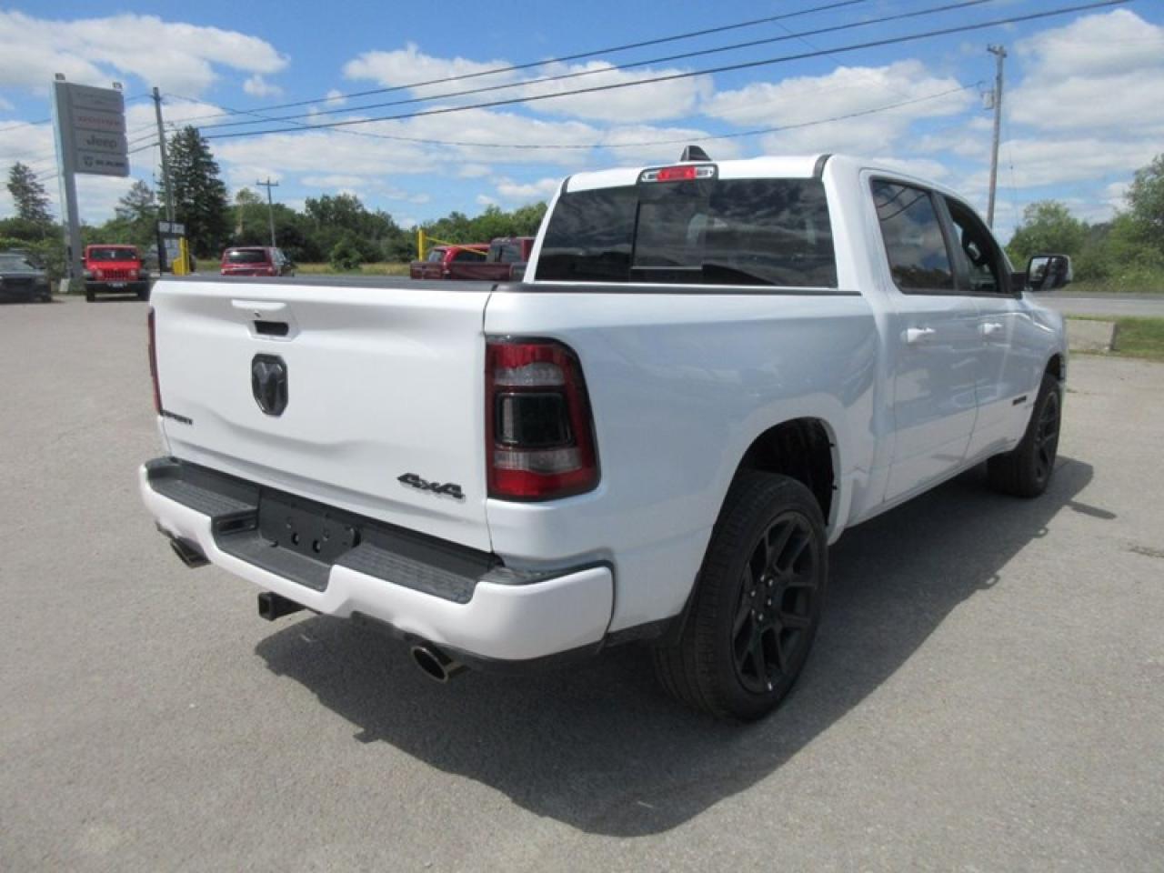 2022 RAM 1500 Sport Crew Cab Photo2