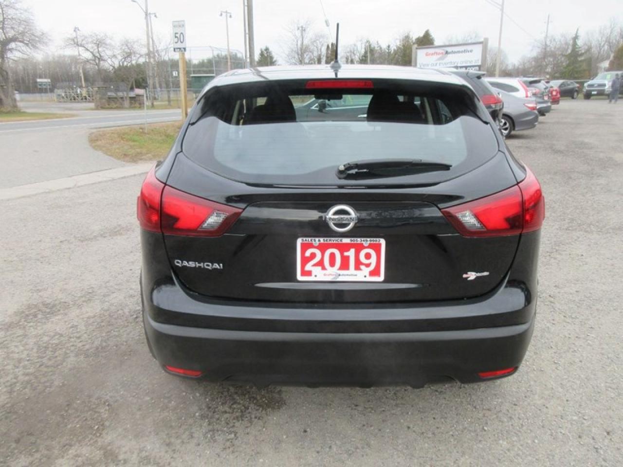 2019 Nissan Qashqai S Photo4