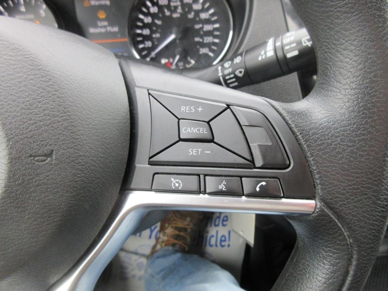 2019 Nissan Qashqai S Photo