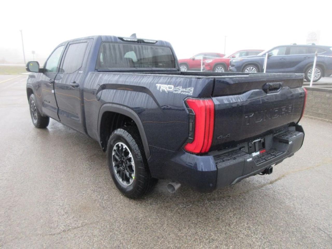 2024 Toyota Tundra Limited CREW MAX Photo2