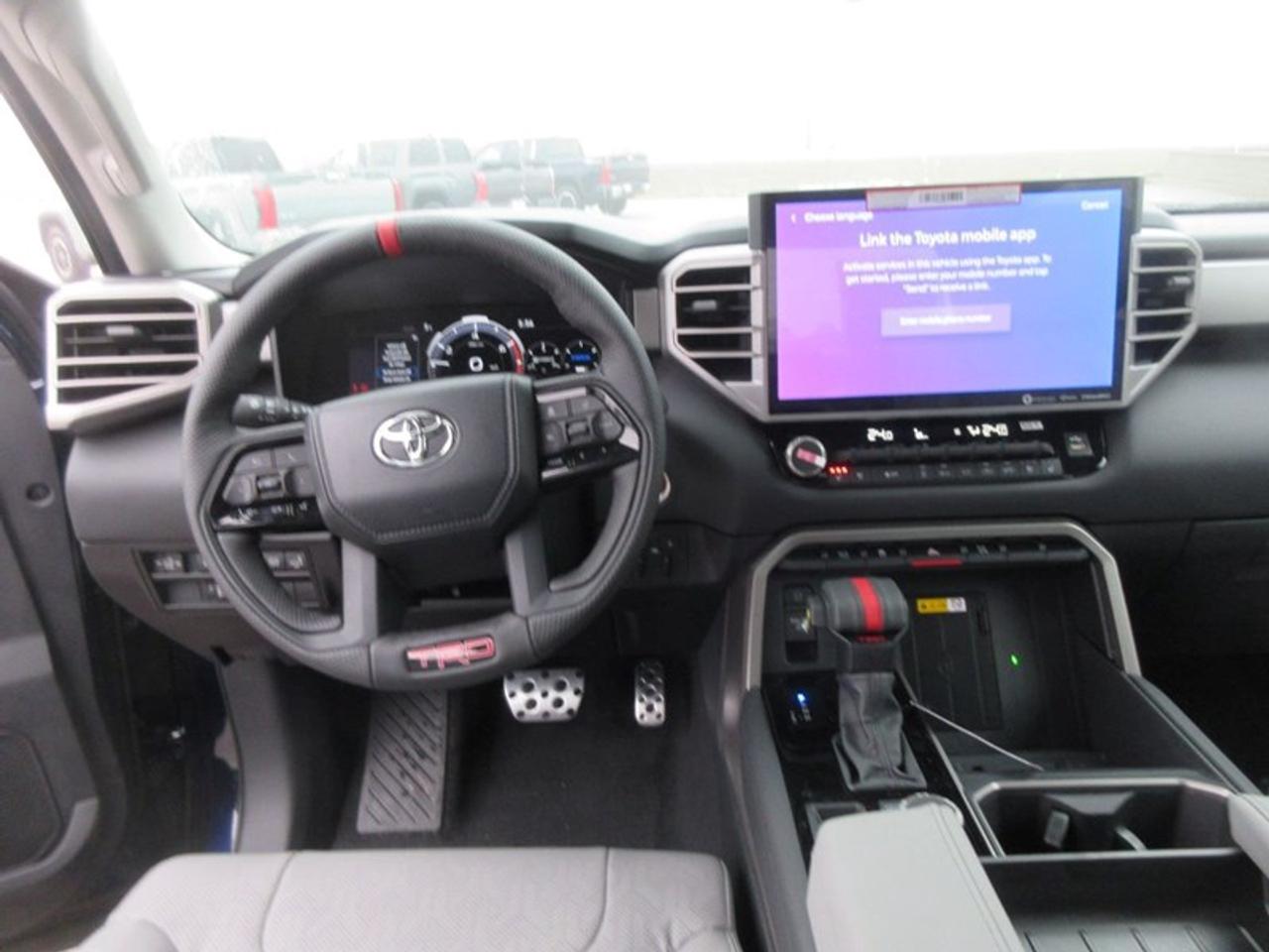 2024 Toyota Tundra Limited CREW MAX Photo