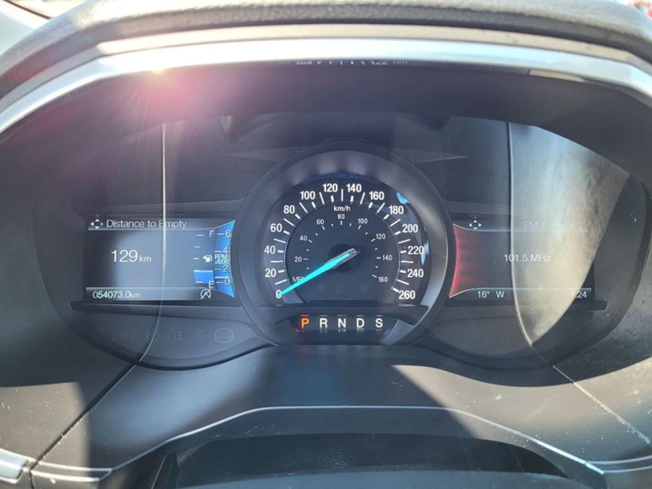 2020 Ford Edge Titanium AWD Photo