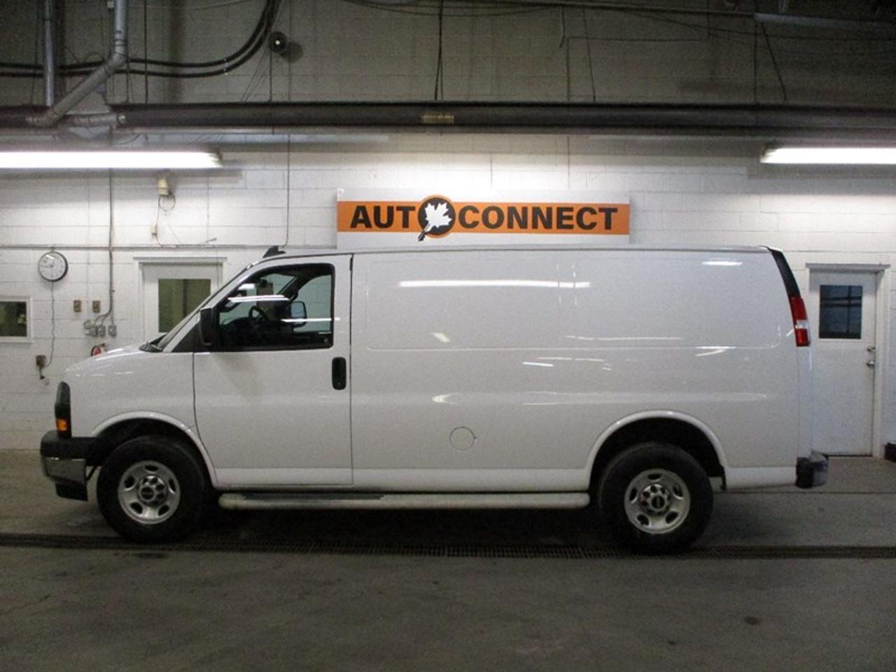 2020 GMC Savana G2500 Photo1