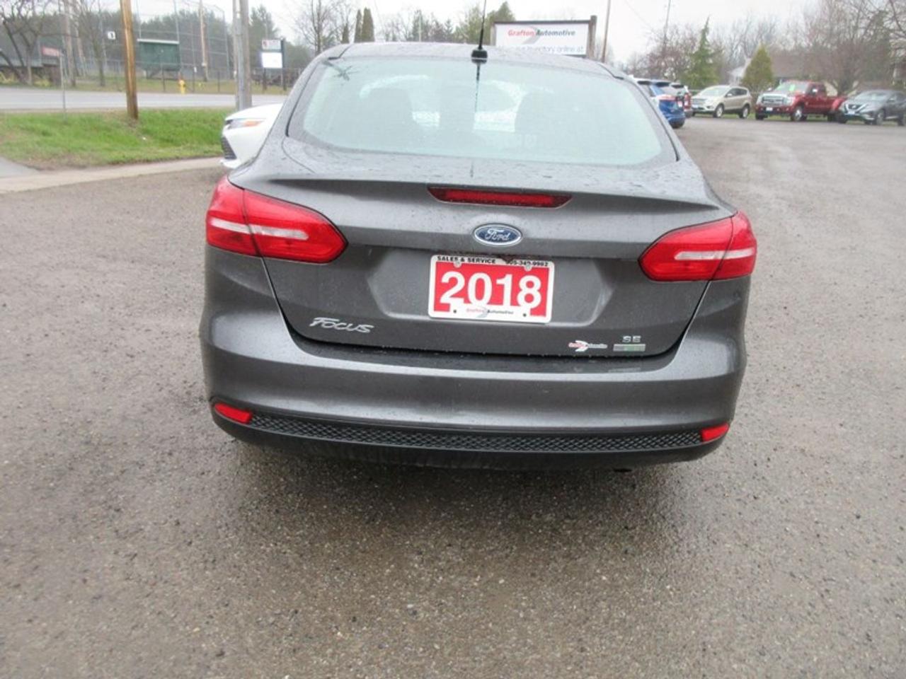 2018 Ford Focus SE Photo