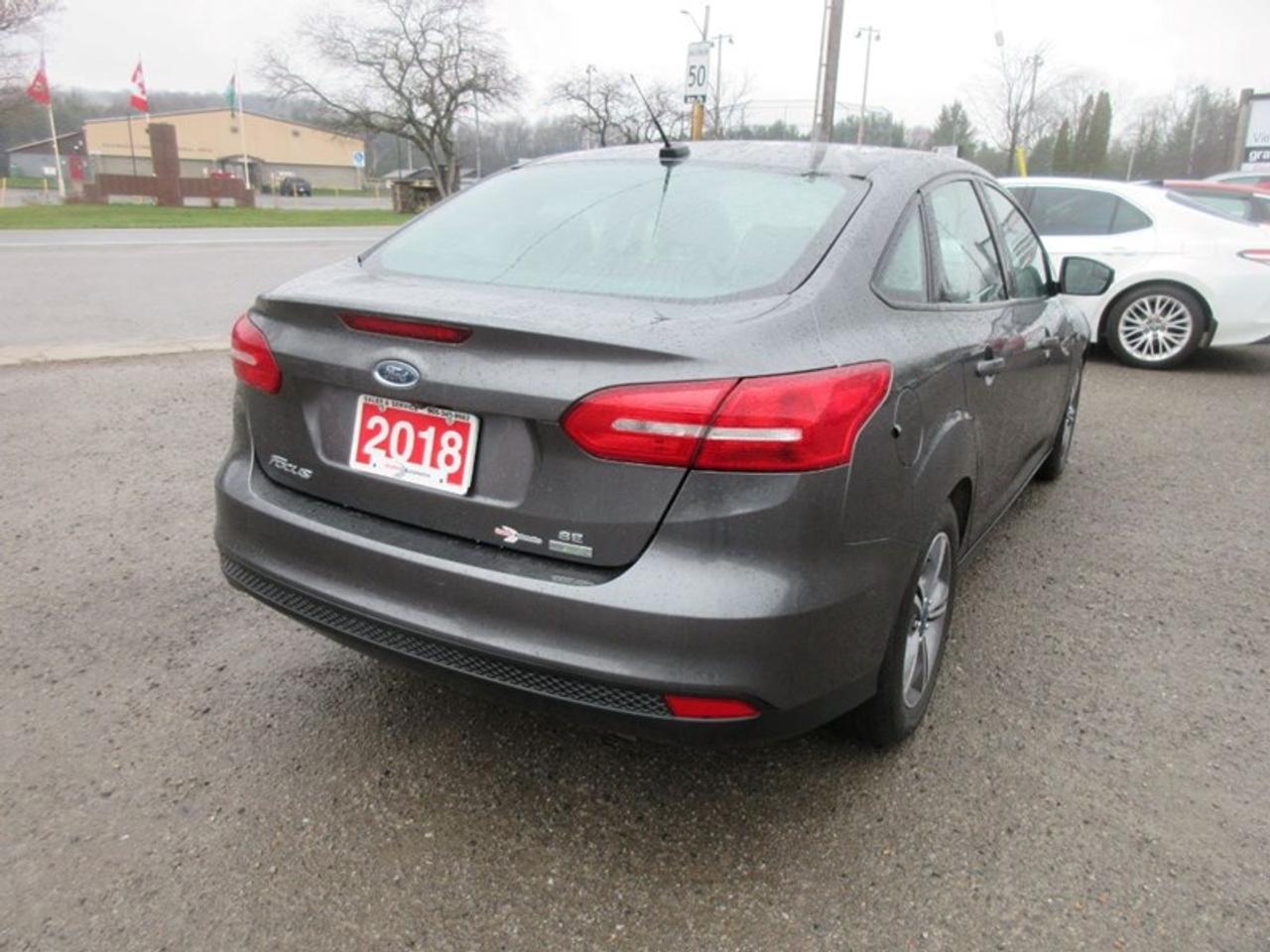 2018 Ford Focus SE Photo