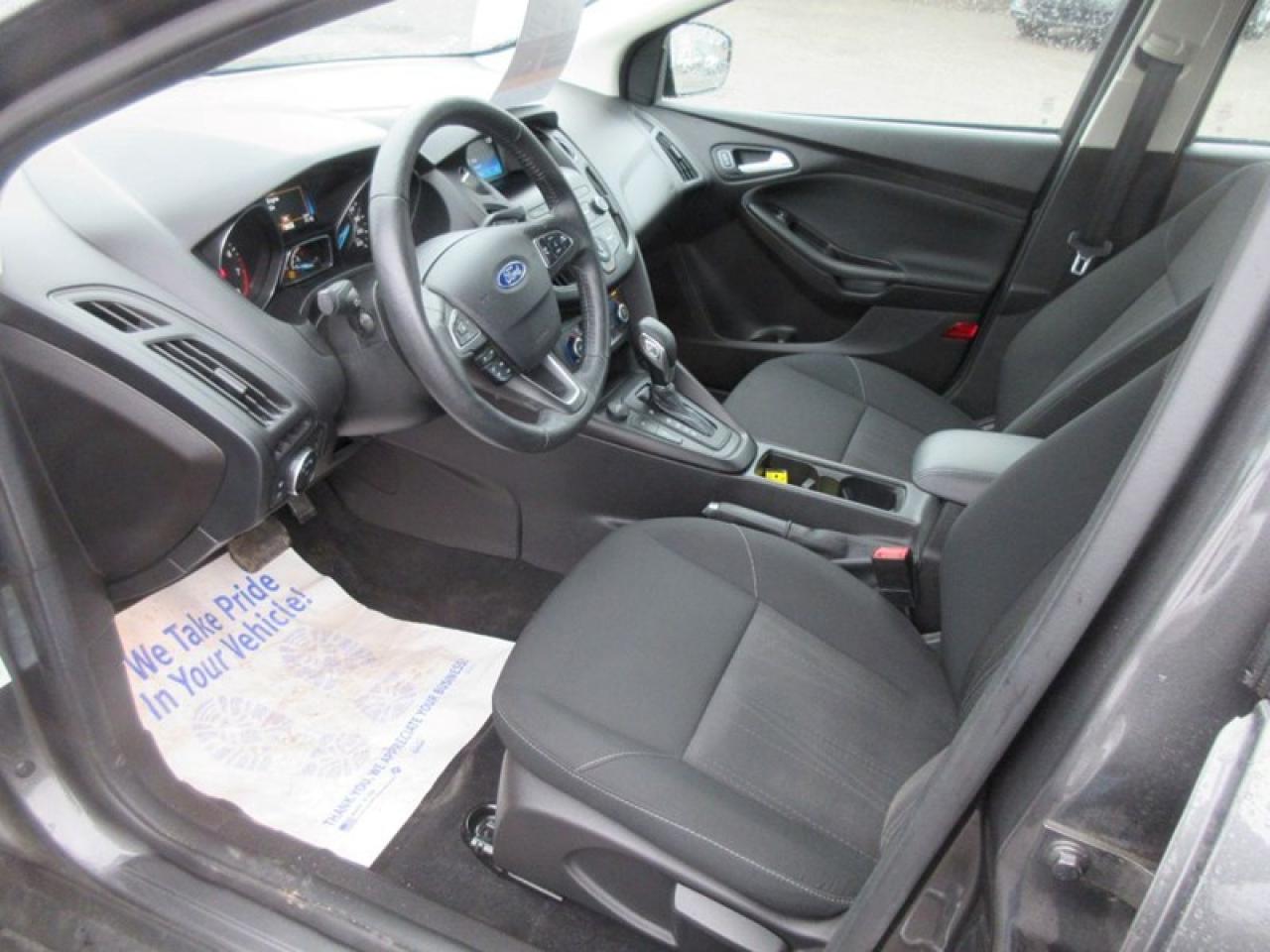 2018 Ford Focus SE Photo