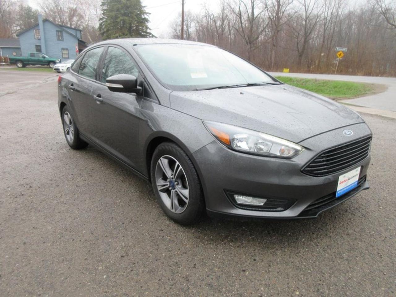 2018 Ford Focus SE Photo